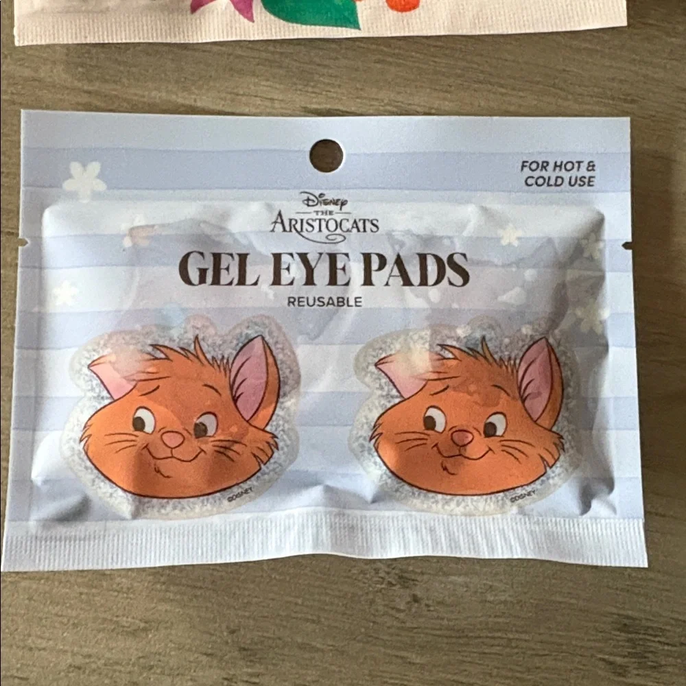 Disney Princess and Animal Gel Eye Pads choice